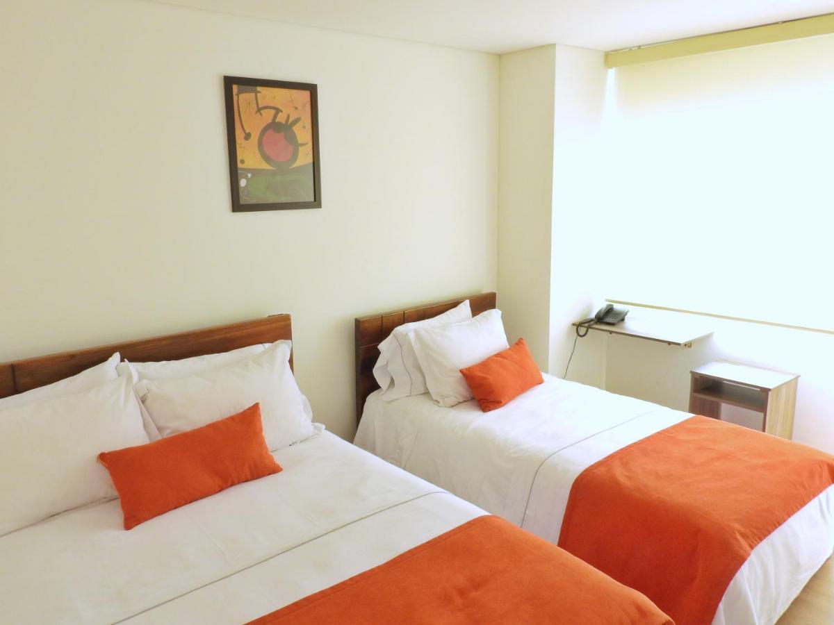 Hotel Portal De Los Andes Богота Екстер'єр фото